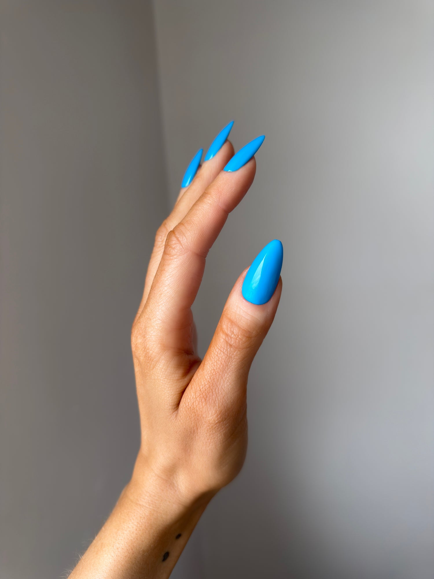 NEON BLUE