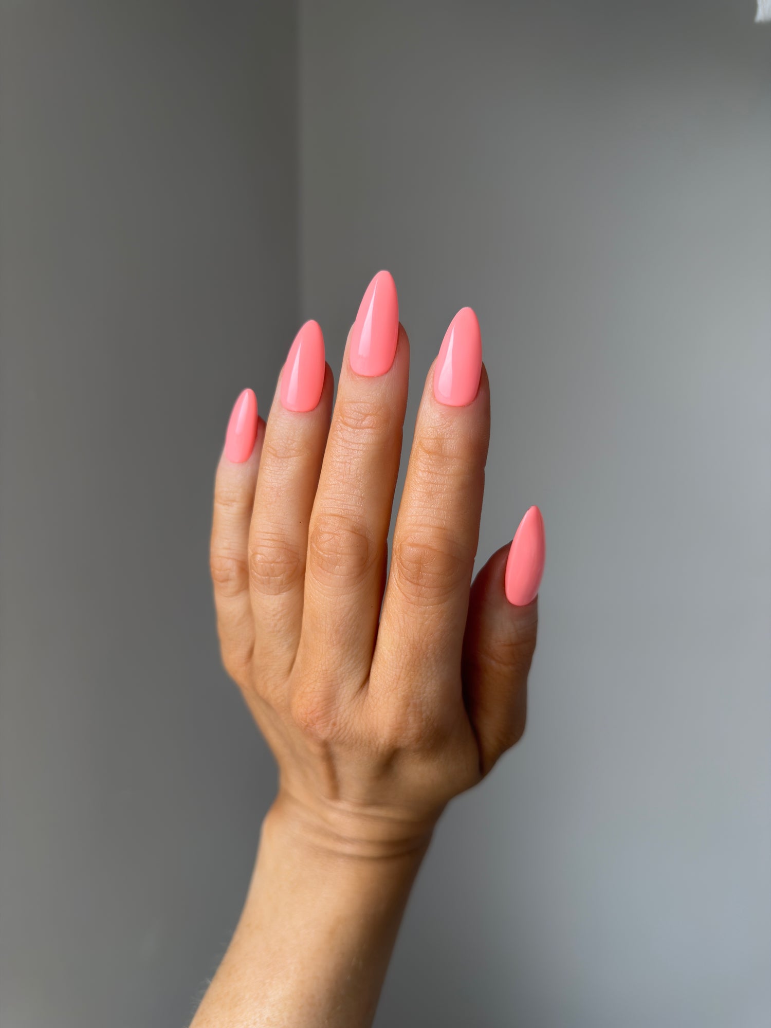 PEACHY PINK