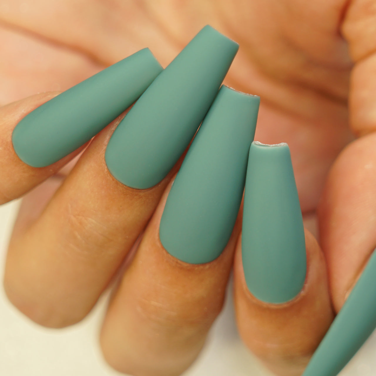 KENTUCKY GREEN